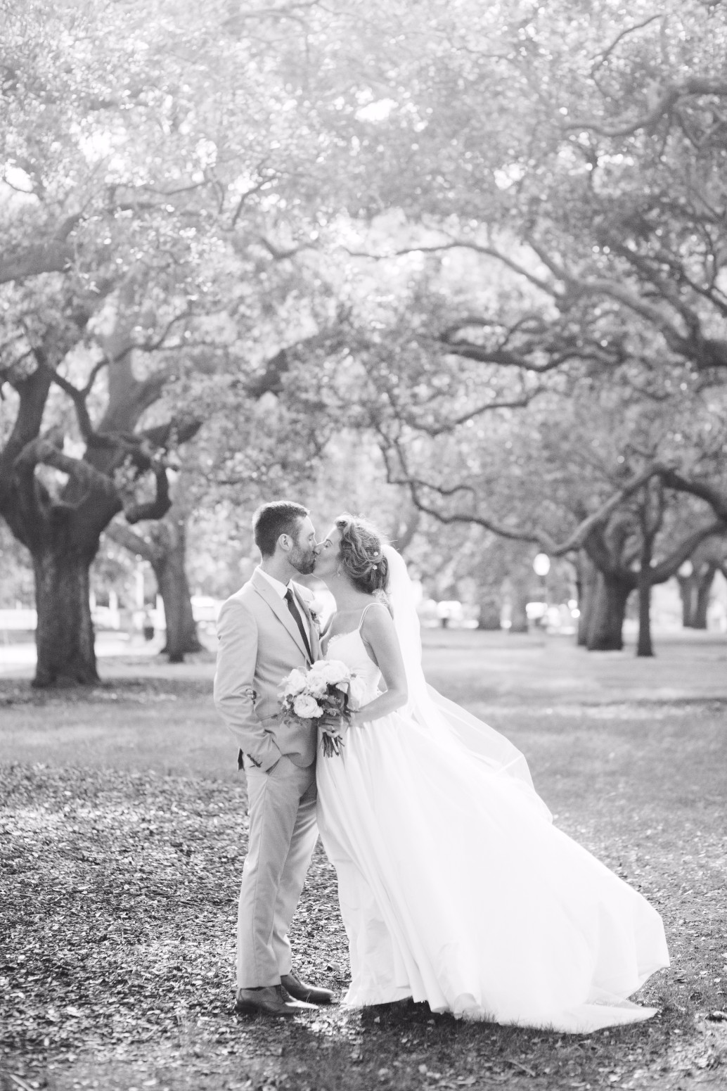 Intimate And Elegant Charleston Destination Wedding Liz Aaron