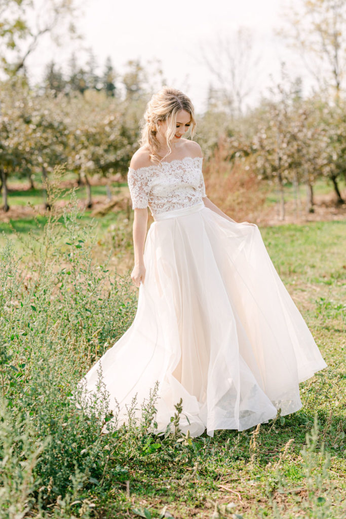 Rustic Autumn Elopement in an Apple Orchard | Editorial