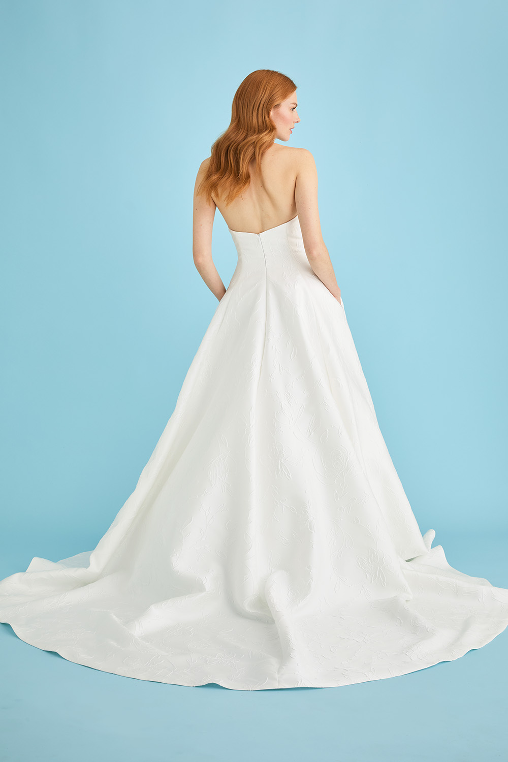 Lea-Ann_Belter_Wedding_Dress_Alice_bk