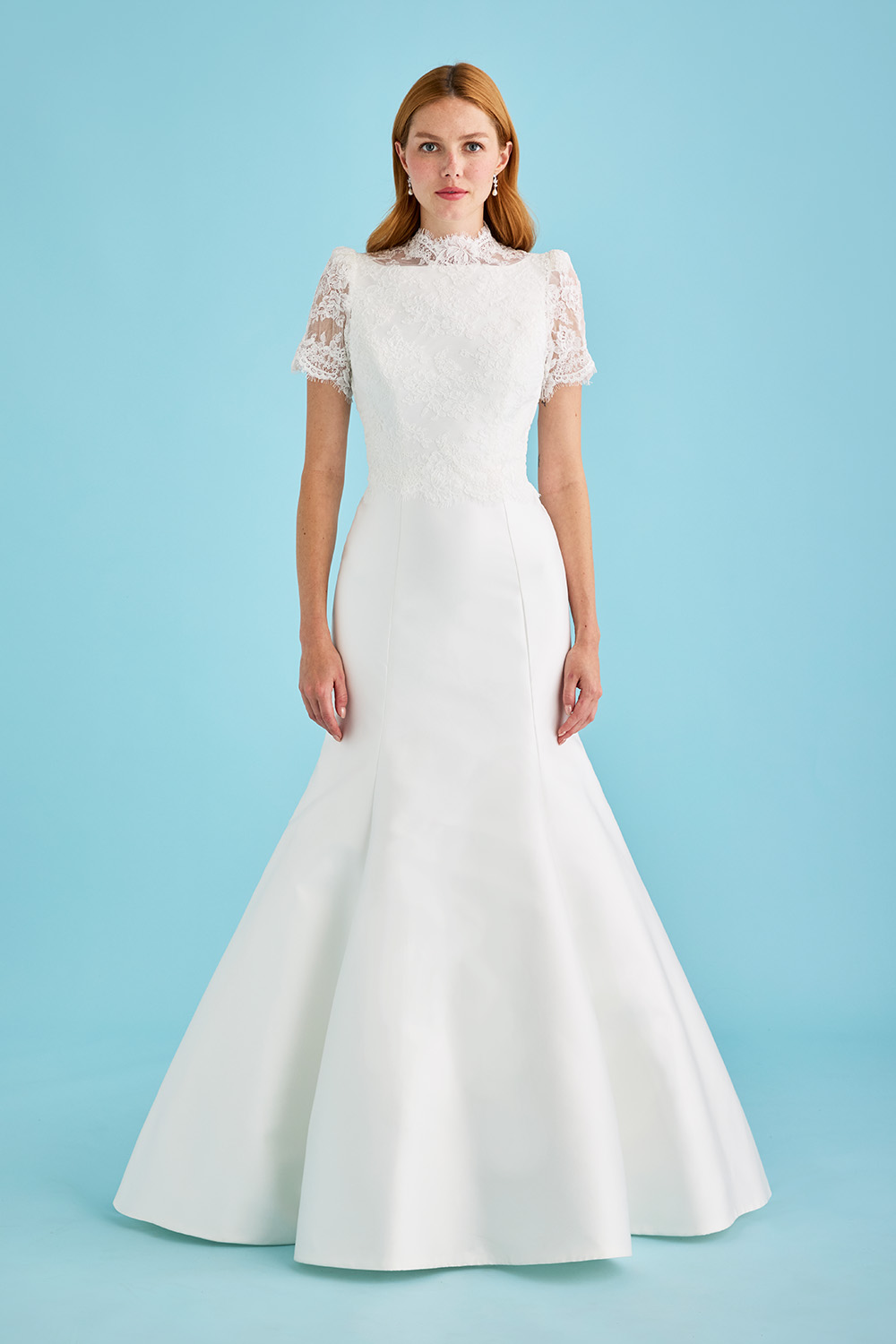 Lea-Ann_Belter_Wedding_Dress_Margot_ft_jkt