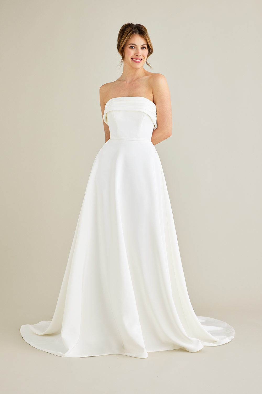 Lea-Ann_Belter_Wedding_Dress_Pamela_cuff